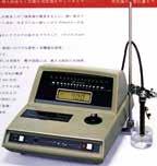 001 resolution includes an integral computer with automatic calibration and a self-diagnostic