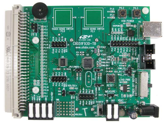 2. Kit Contents The CP2400/1 LCD development kit contains the following items: C8051F930 target board CP2400 or CP2401 LCD development board CP240x development kit quick-start guide Silicon