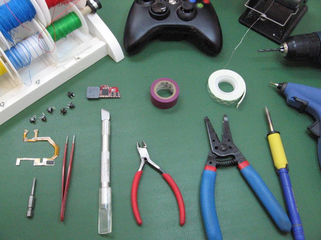 MACRO MODCHIP FOR XBOX360 CG2 INSTALLATION INSTRUCTIONS List of tools and materials needed: Modchip, flexible LED add-on board, 6 tac switches Microsoft wireless CG2 controller Soldering iron and