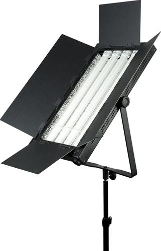 LIGHTING KITS Image Item Name Description # Available Lowell Omni-light Kit (OL) Basic three-point lighting kit.