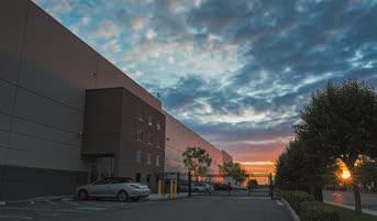 OTHER RAGINGWIRE FACILITIES CA1/CA2: 500,000 sq. ft. campus with 38.7MW critical IT load 100% LEASED CA3: 180,000 sq. ft. facility with 14MW critical IT load VA1: 150,000 sq.