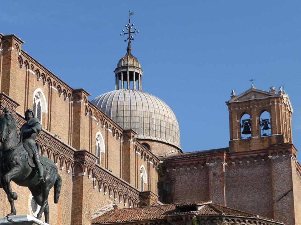 ANCIENT STRUCTURES AND NEW TECHNOLOGIES: SURVEY AND DIGITAL REPRESENTATION OF THE WOODEN DOME OF SS. GIOVANNI E PAOLO IN VENICE C. Balletti a, M. Berto b, C. Gottardi b, F.