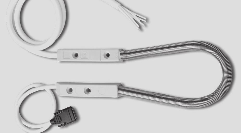 Information on the product Detachable miniature cable junction with alarm-glass connection socket Detachable connector Suitable for alarm glass Protection class IP 67 The model M 13 40 (619 587)
