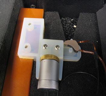 Testing Device using Test Fixture Gap for strain relief No Mic