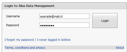 Signing and Locking When there are no more open queries, the LI can sign off the Forms. Signing off a Form will automatically lead to locking for further data entry.