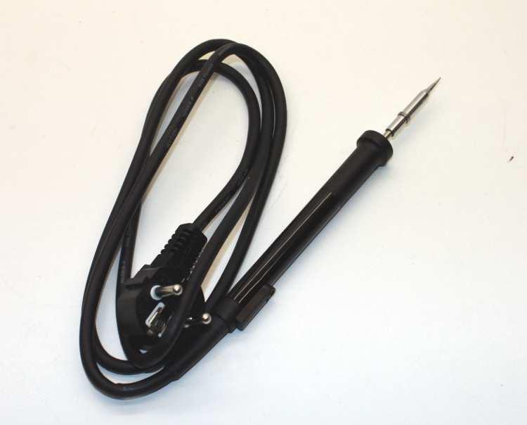 A soldering iron (a good one 25/30W, brand JBC for example) A magnifier on a double hand holder A sponge with a soldering iron stand 2.