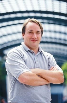 Linux History Initial version written by Linus Torvalds (Finland) in 1991 Originally intended as a non-commercial replacement for the Minix kernel Since then, a number of contributors continued to