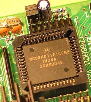 Motorola / Freescale MC68HC11A8 M6801 CPU core Memory: 8KB ROM 512B EEPROM 256B RAM Counter/Timer system 8-channel, 8-bit A/D converter Analog to digital