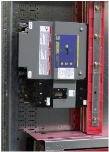 Description Description I-Line Plug-On Unit with Surgelogic TVSS Surge protective device (SPD) units protect electronic equipment from transients.