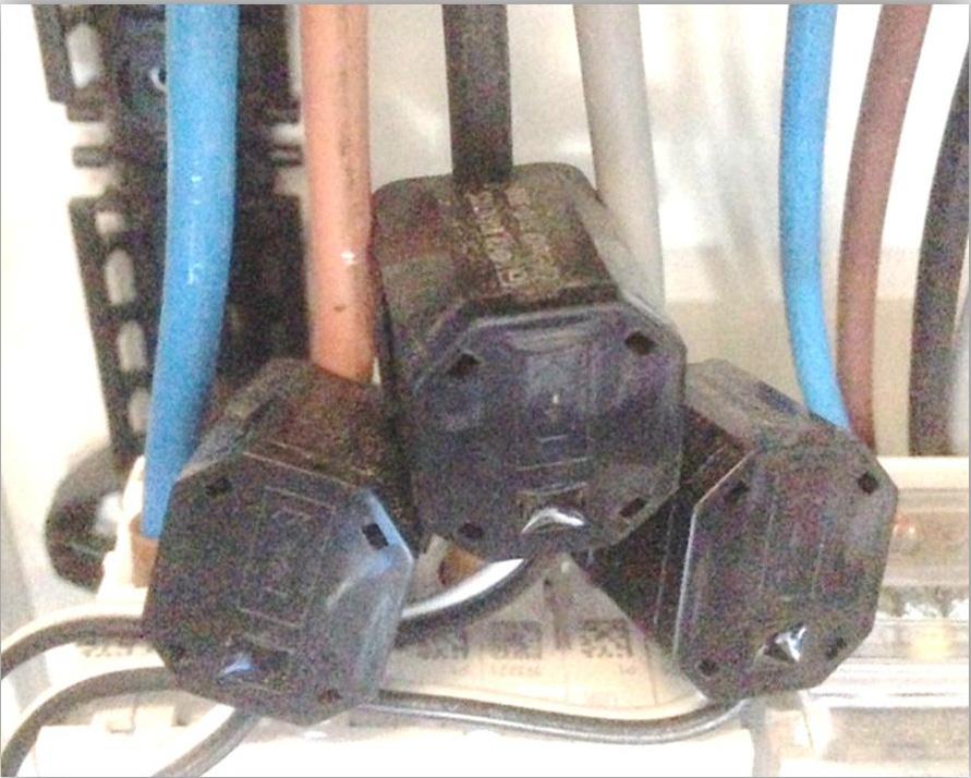 should never be unplugged without disconnecting the electrical