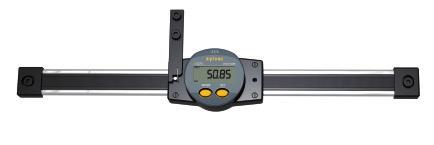 2 5 70 B C A (course) Beam in stainless steel, hardened and ground Clamping device supplied as standard Digital display LCD Height of digits 6mm Steel carriage Rotating display 270º SYLVAC S_SCALE
