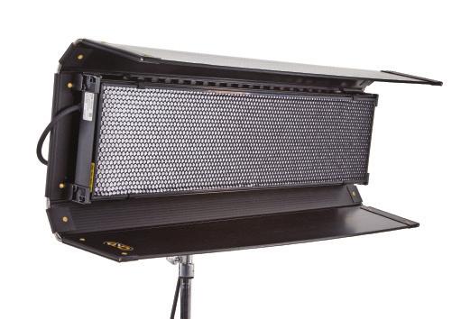 FreeStyle LED System consists of: 1 FreeStyle LED Fixture 1