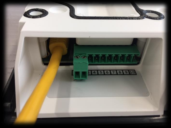 7 If necessary: Connect the device to a power supply.