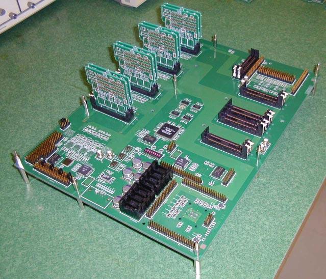 DIE photo of HS-TEG chip Evaluation PCB 8 modules mountable 4 bytes bus width Low cost PCB using conventional technology L/S =