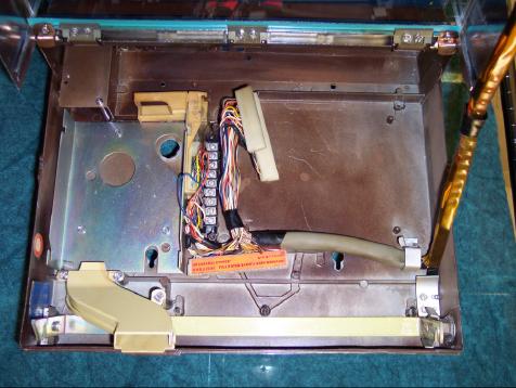 This is the inside of an unmodified Seeburg DEC wallbox. Summary of conversion steps 1) The old electronics will be removed. 2) Four holes will be drilled to mount the MP3 player unit.