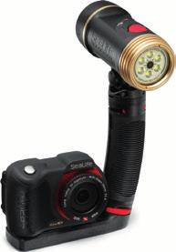 SEA DRAGON PHOTO-VIDEO LIGHTS 2500, 2100, 2000 & 1500 One button control for easy operation - one button to power light on/off, select brightness and switch beam angle Depth rated to 60 meters -