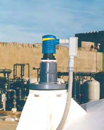Push button calibrated, the transmitter is typically selected for atmospheric bulk storage, day tank and waste sump applications located within a classified area.