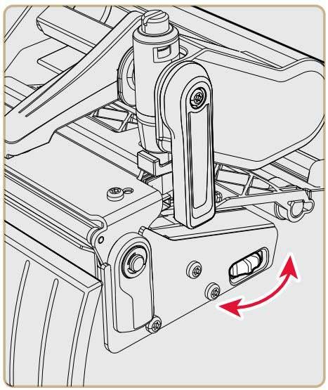 4. Press down on the blue part of the printhead balance bar and move it: Outward for wider media. Inward for narrower media. 5. Close the printhead and load the ribbon. 6.