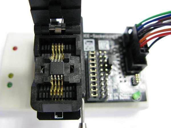 the socket. Refer to Figure 4 below. 1. DIP 8 Pin Package 2.