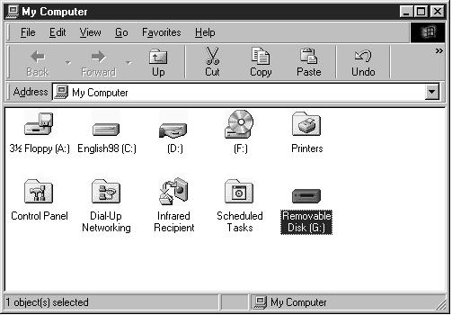 Downloading images to your computer 1 Double-click the My Computer icon on the desktop. For users running Windows XP, click Control Panel from the Start menu. 2 Double-click the Removable Disk icon.