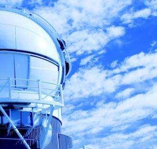 5TB image data 100GB of shared data 1000 images 150M detections The PS1 Telescope at Haleakala, Maui, Hawaii Raw