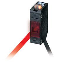 Model Name OP-28 OP-288 OP-9 OP-99 Visible red beam* Enables quick and easy alignment of optical axis or positioning of beam spot on the target.
