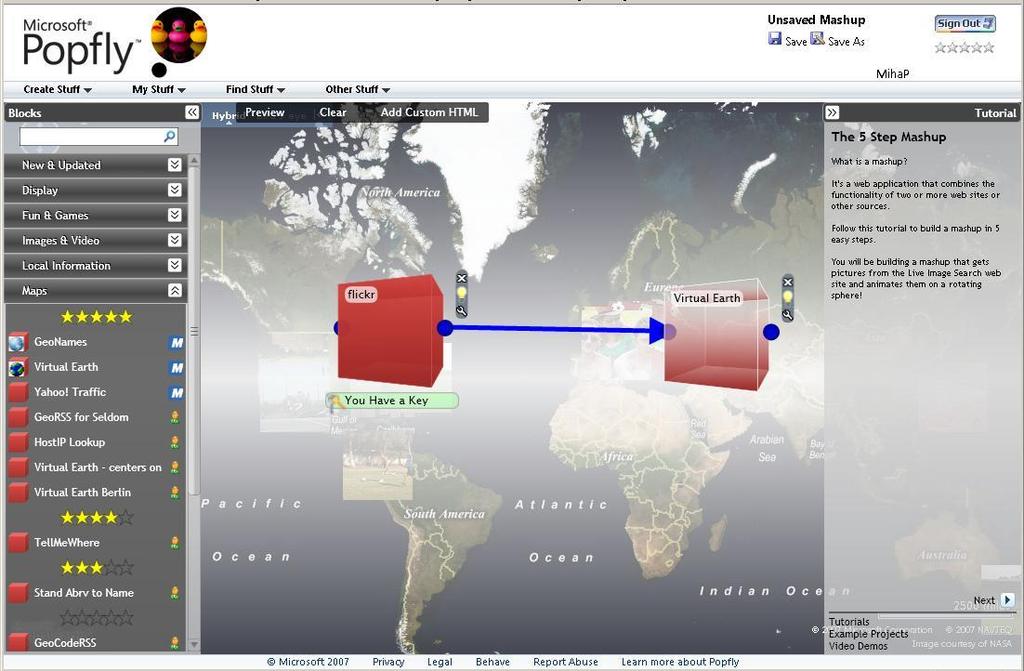 Spletni portali 22 Slika 2.5: Microsoftov urejevalnik sestavljank Popfly Sestavljanke lahko razdelimo na štiri podzvrsti [17]: 1) Prostorski Vsebino, ki vsebuje podatke o lokaciji (npr.