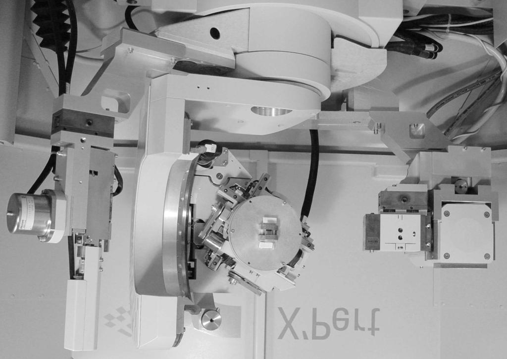 3.4. Measurement setup 59 Figure 3.4: Picture of the inside of the Philips X pert diffractometer.