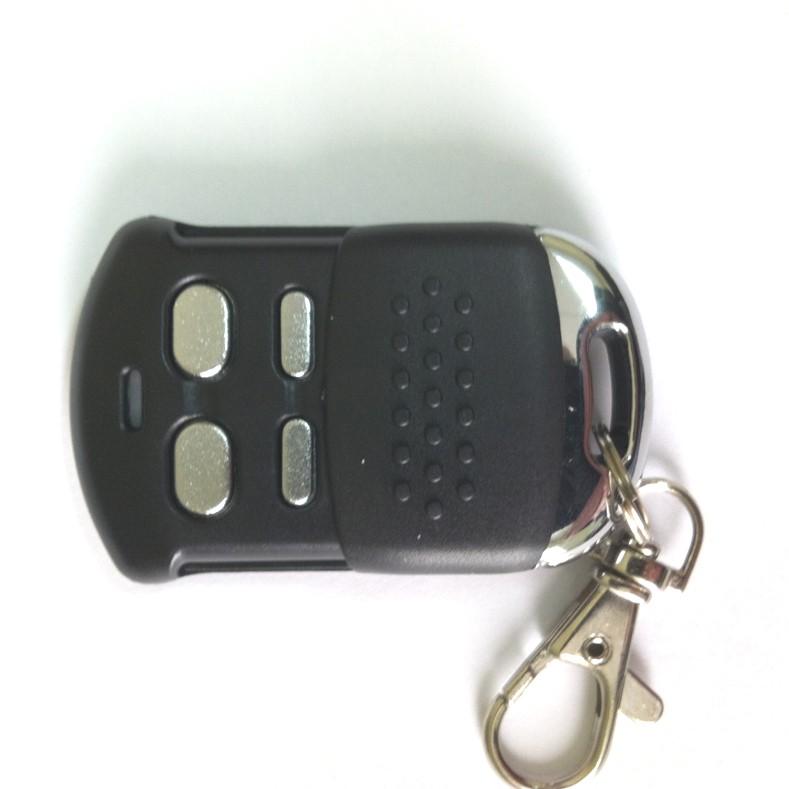 Instructions - Page 3 CCM-6BT Key Fob Features: Button [1] - 7 Preset Colors/Timer Mode - Press to turn lights on. - Press repeatedly to cycle through 7 different pre-programmed colors.