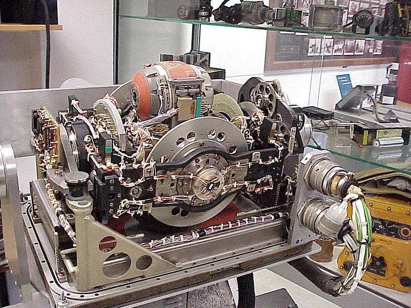 E80 Example Systems LN-3 Inertial Navigation System q q q q Developed in 1960 s Used gyros to help steady the platform