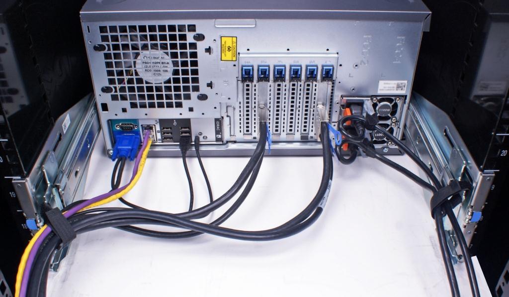 Section 3: Cabling a PowerEdge T320 & T420 system without a CMA NOTE: The CMA for Dell PowerEdge T320 & T420 is optional.