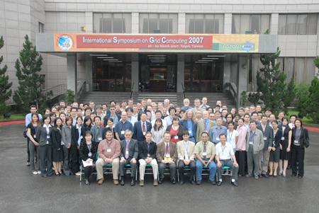 Dissemination & Outreach(2) International Symposium on Grid Computing (ISGC) from 2002 TWGRID Web Portal (http://www.twgrid.