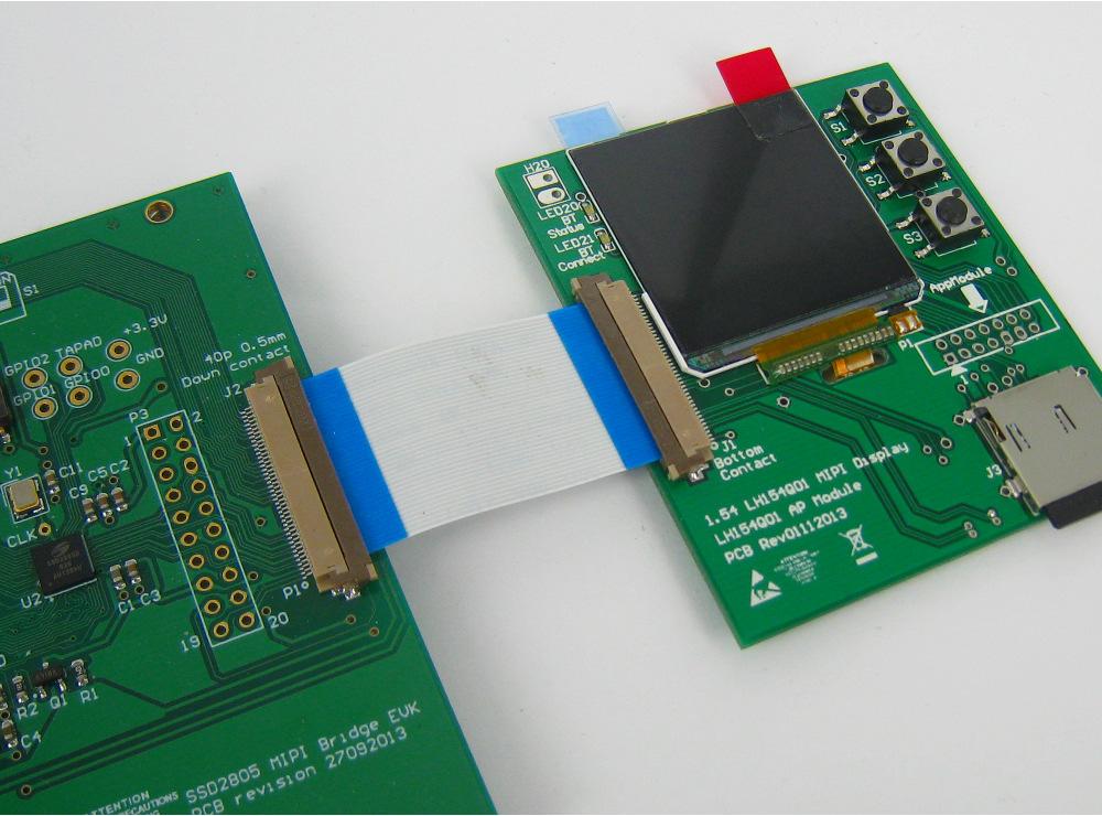 1.5 Connecting to MIPI Display Connect J2 to LH154Q01 MIPI Display module with the FPC cable supplied (Figure 1-5).