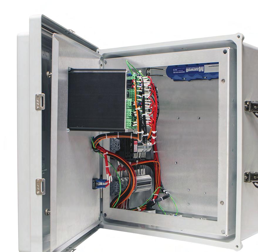 4 SEL-734B Full-Size Enclosure Applications Features The full-size enclosure allows three-phase monitoring and ganged three-phase or individual phase control.