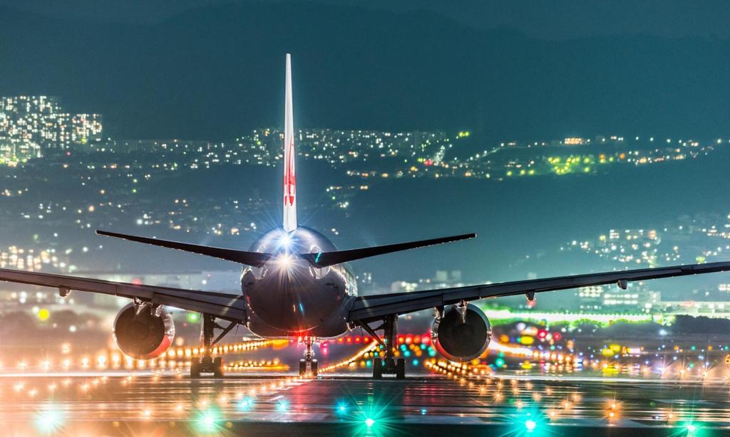 Airports Airports one of the busiest places with continuous operations happening round the clock, and one that is heavily dependent on information technology.