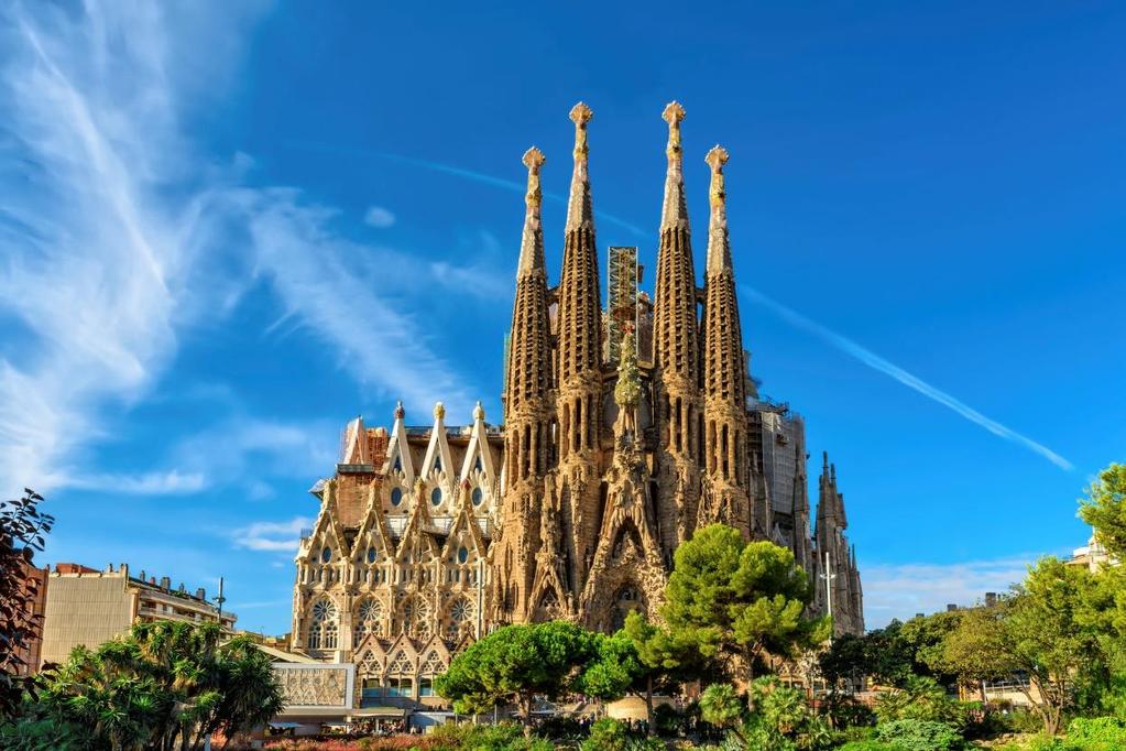Safety: Sagrada Familia Barcelona Sagrada Familia is Barcelona s
