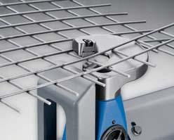 The precision-guided reversible cutters offer long service life and are easy to replace.