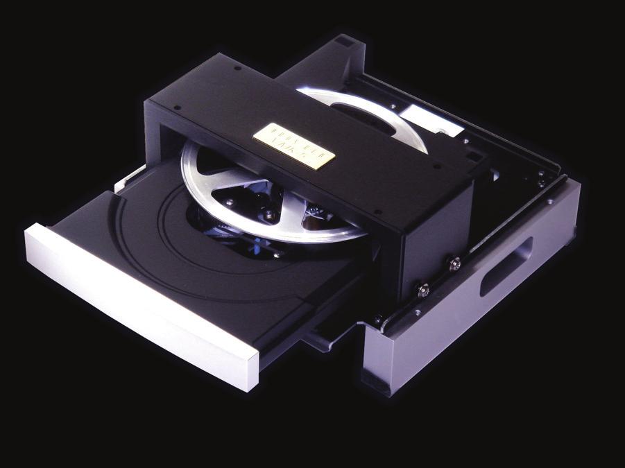 VMK-5 a new generation of VRDS-Neo Incorporating a high precision aluminum turntable the polycarbonate anti-resonance disc is attached to the turntable reducing unwanted resonance associated with