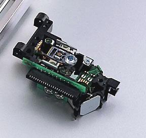 VMK-5 a new generation of VRDS-Neo Turntable motor spindle design The turntable motor is placed under the turntable, and the spindle is temporarily disconnected from the turntable to accept the disc