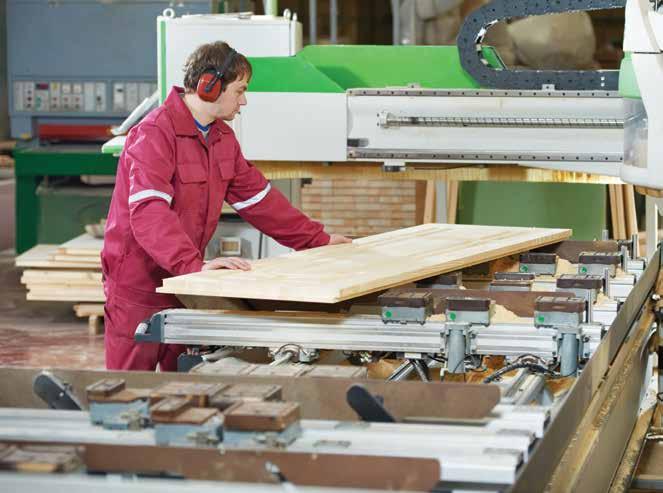 Wood cutting at furniture manufacturer Fast and Easy access for Commissioning, Monitoring and Diagnostics Unidrive M keypads, memory devices and software tools make it easy to access Unidrive M200 s