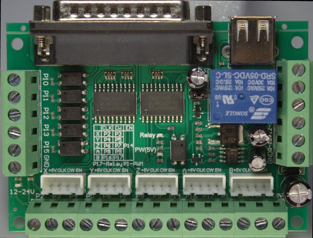 www.steppermotorcanada.ca Note: The DB25M-3R6A is equipped with a USB port. This port is for supplying power to the board. It is not used for any communication with the computer or with the board.