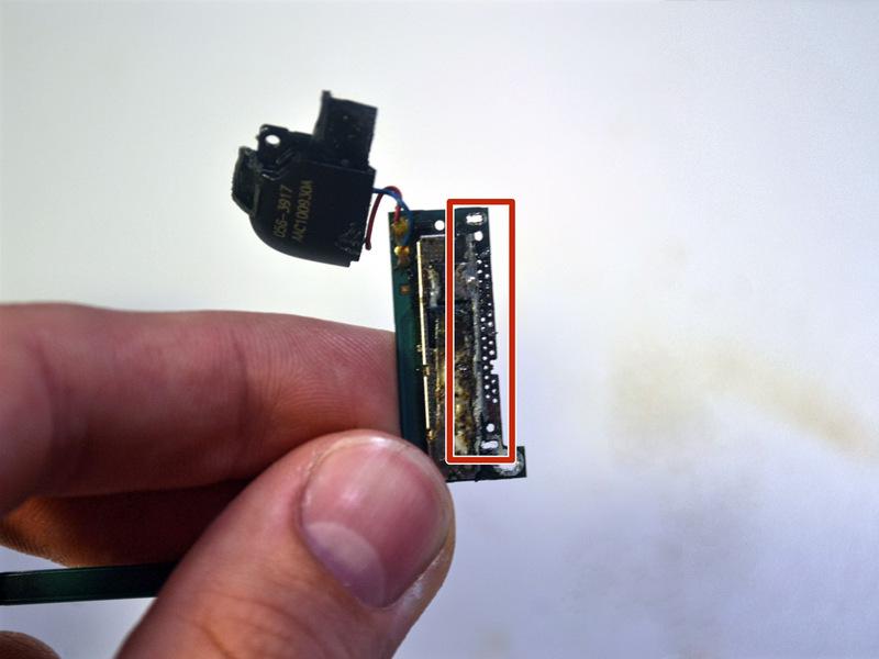 DO NOT remove the dock connector before all solder is removed, as
