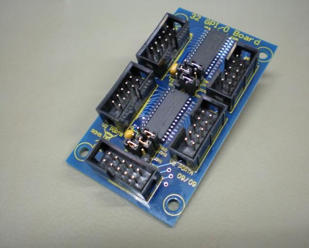 1 GPIO32 EXPANDER BOARD FEATURES 2 X MCP23S17 GPIO Expander IC s 4 x I/O ports matching configuration of I/O 24 Hardware addressable pins for each SPI device Easy connection to the I/O port via a 10