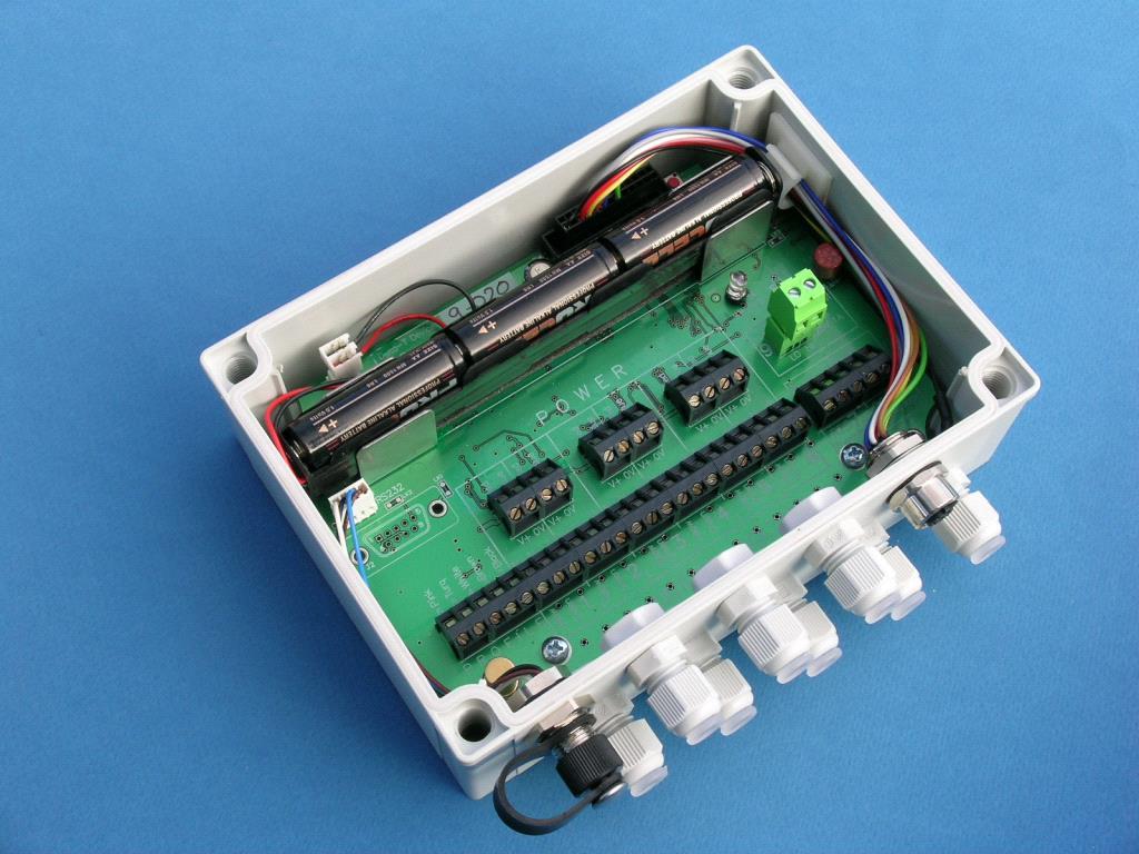 2 Layout Reset Button Status LED Fuse Battery connector Relay Channel Channel 8: rain gauge Channel 7: temperature Channels 1-6 for PR1 wiring RS232 Connector 8x Sealing Bungs PR2 connector Channels