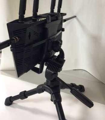 6 Attach Router to Tripod so you can flip it up on the side with the front