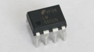 Primary Advantages: Designs with SMT components are smaller than THTbased designs because SMT components are significantly smaller and have much higher pin counts than THT components.