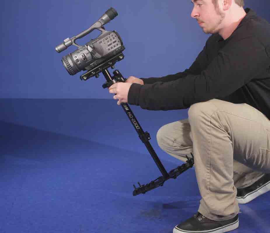 You can also rest for a while by placing the unit upright on a level surface, docking the sled if using the bracket or by laying it down on the ground. Figure 51 ***NOTE: Glidecam Industries, Inc.