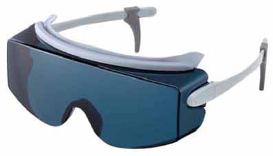 Polycarbonate Specification / Can be worn over the prescription glasses / Upper & lower elastomer