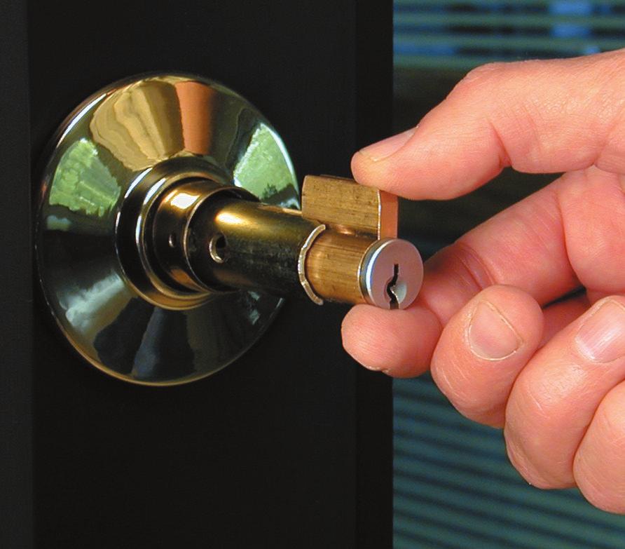Programmable smart keys carry schedules and access permissions.