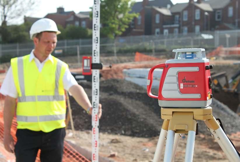SPECIFICATIONS * Laser Diode Operation Time Remote Range DATUM QUATTRO LASER LEVEL Available in red or green beam versions, with